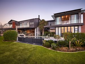 4 Bed House in Waterfall Country Estate