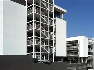 300 m² Commercial space in Edenvale