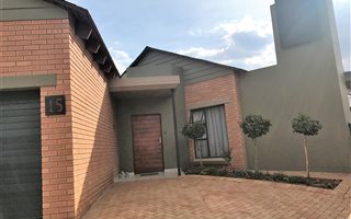 2 Bedroom House in Retire at Midstream