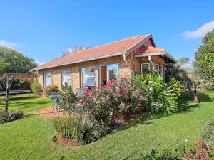 3 Bed House in Pomona