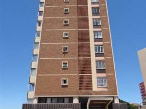1 Bed Apartment in Port Elizabeth Central