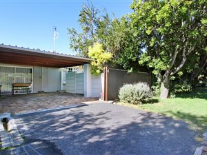 3 Bed House in Tokai