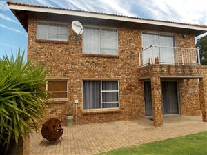 7 Bed House in Vaal Dam
