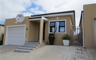 3 Bedroom House in Saldanha