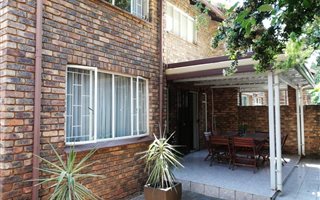 3 Bedroom Apartment in Brummeria