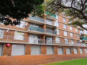 1 Bed Apartment in Rietfontein