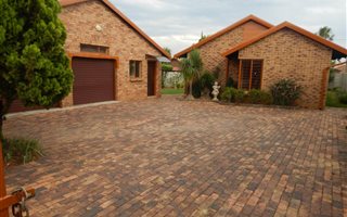 3 Bedroom Cluster in Parkhaven