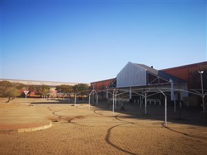 8100 m² Industrial space in Hermanstad