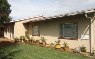 3 Bedroom House in Randlespark