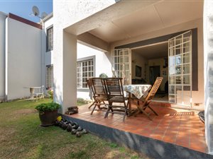 2 Bed Apartment in Kelland