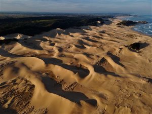 748 m² Land available in Cannon Rocks