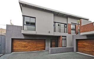 2 Bedroom Townhouse in Greenside