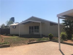 3 Bed House in De Aar