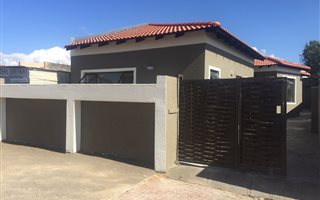 2 Bedroom House in Diepkloof