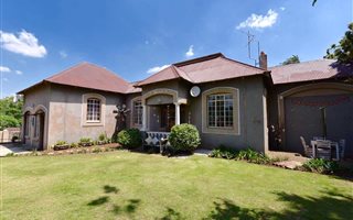 5 Bedroom House in Ermelo