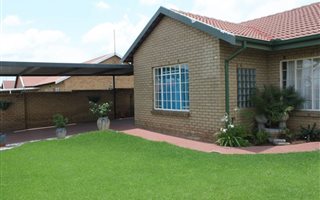 3 Bedroom Townhouse in Reyno Ridge