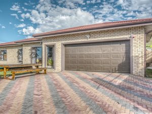 3 Bed House in Kamma Heights