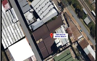 Commercial space in Industria