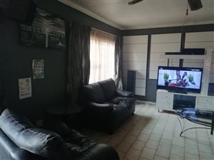 3 Bed House in Alra Park