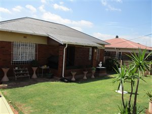 2 Bed House in South Hills