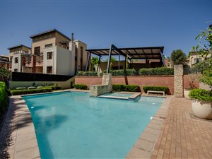 2 Bed Apartment in Douglasdale