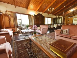 4 Bed House in Uniepark