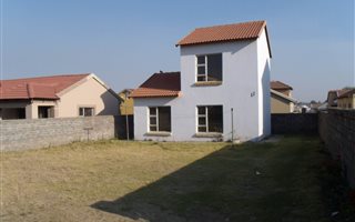 3 Bedroom House in Sharon Park