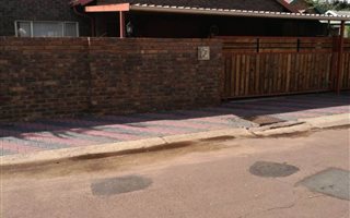 3 Bedroom House in Mineralia