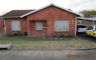 3 Bedroom Simplex in Lincoln Meade