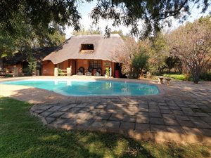 3 Bed House in Hekpoort