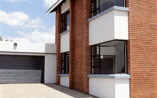 3 Bedroom Duet in Langenhoven Park