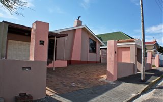 3 Bedroom House in Avondale