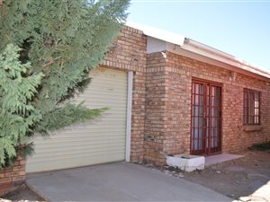 2 Bed Townhouse in Queenstown Central