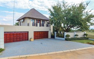 4 Bedroom House in Melodie
