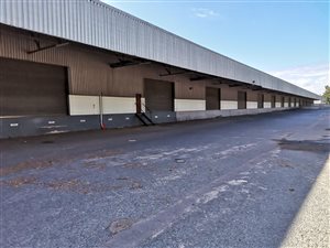 16300 m² Commercial space in Pinetown Central