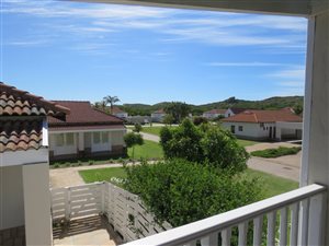 1 Bed Apartment in Keurboomstrand