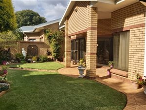 14 Bed House in Westdene