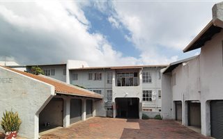 3 Bedroom Apartment in Bramley Park