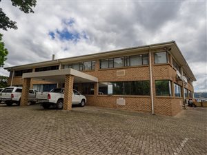 125 m² Commercial space in Cowies Hill