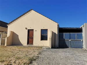 2 Bed House in New Macassar Village