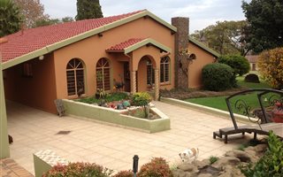 1 ha Farm in Mnandi AH