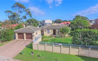 3 Bedroom House in C Place