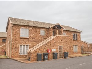 2 Bed Apartment in Chloorkop