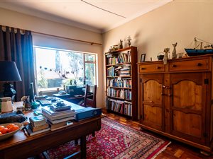 3 Bed House in Meyerspark