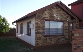 3 Bedroom House in Evaton North