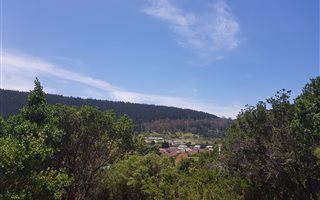 762 m² Land available in Meedingsride