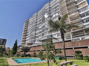 2 Bed Flat in Bedford Gardens