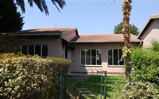3 Bedroom Townhouse in Malanshof