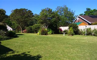 1 Bedroom Garden Cottage in Boughton