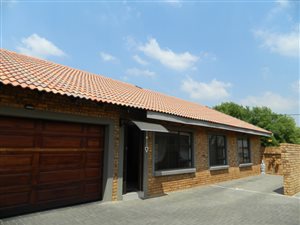 3 Bed Cluster in New Redruth